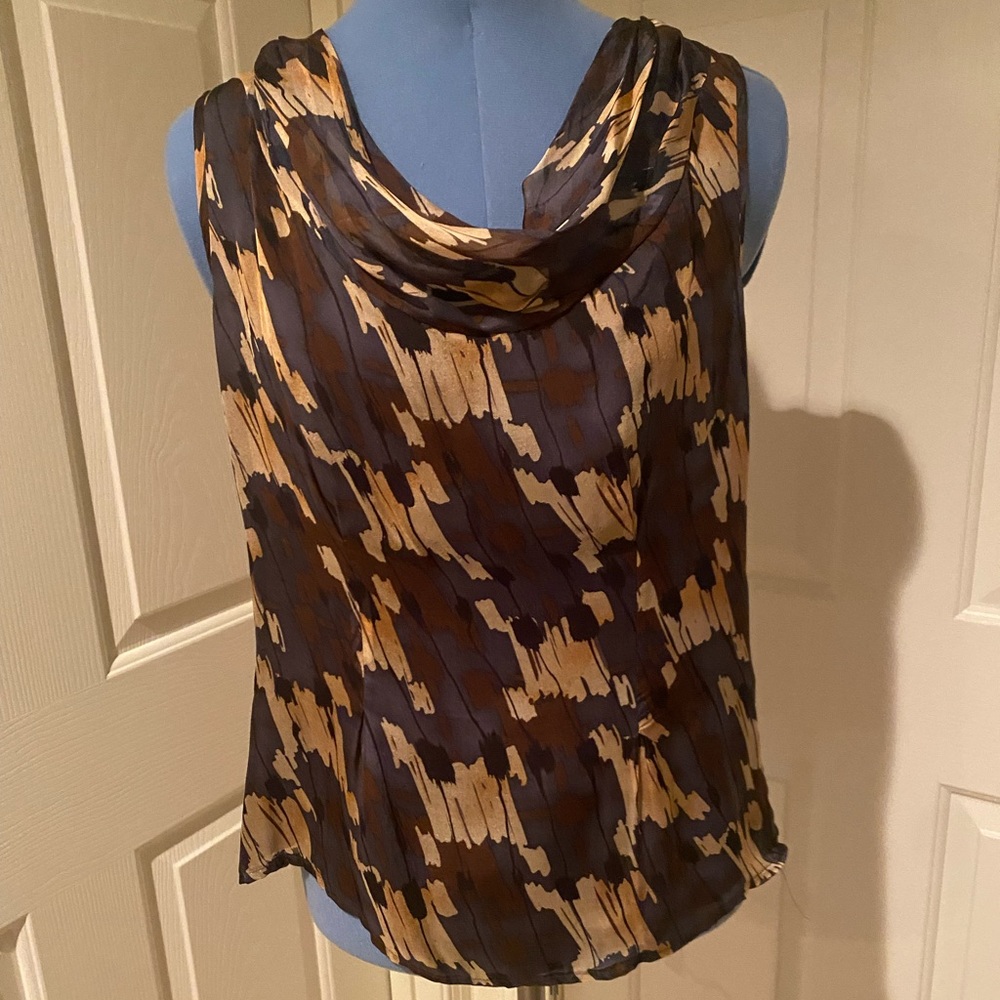 Doncaster sleeveless blouse,size 8 with brown, navy and tan hues